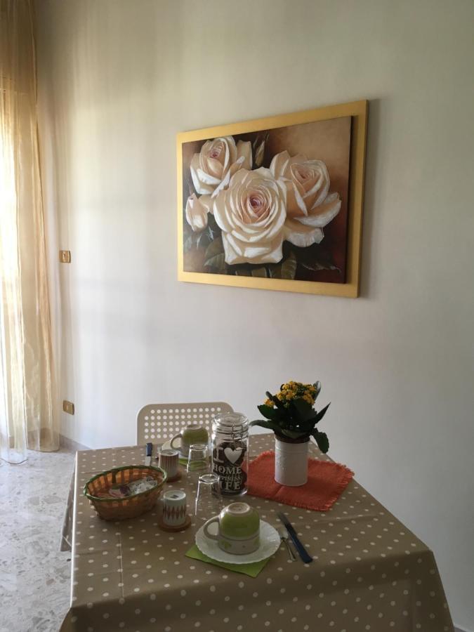 B&B Al Campanile Taranto Ngoại thất bức ảnh